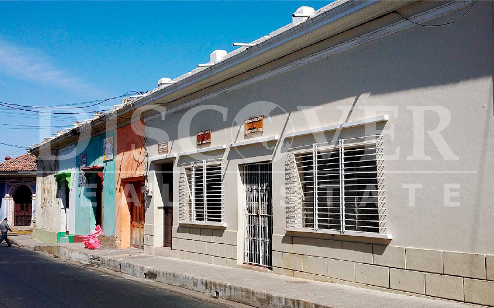 Casa estilo Colonial en Venta en la ciudad de León ID 9831 | Discover Real  State